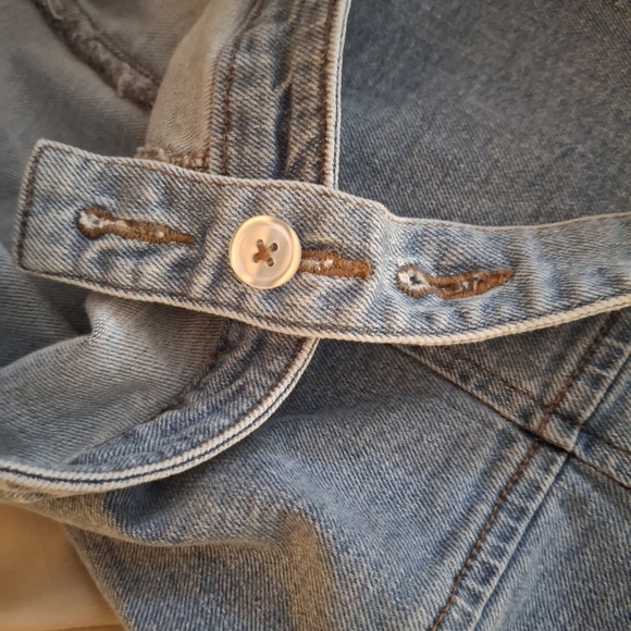 On 34th Women's Denim Button-Front Midi Dress - Picture 8 of 8